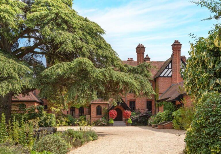 Front entrance to Careys Manor Hotel & SenSpa in the New Forest